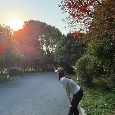 胡东思